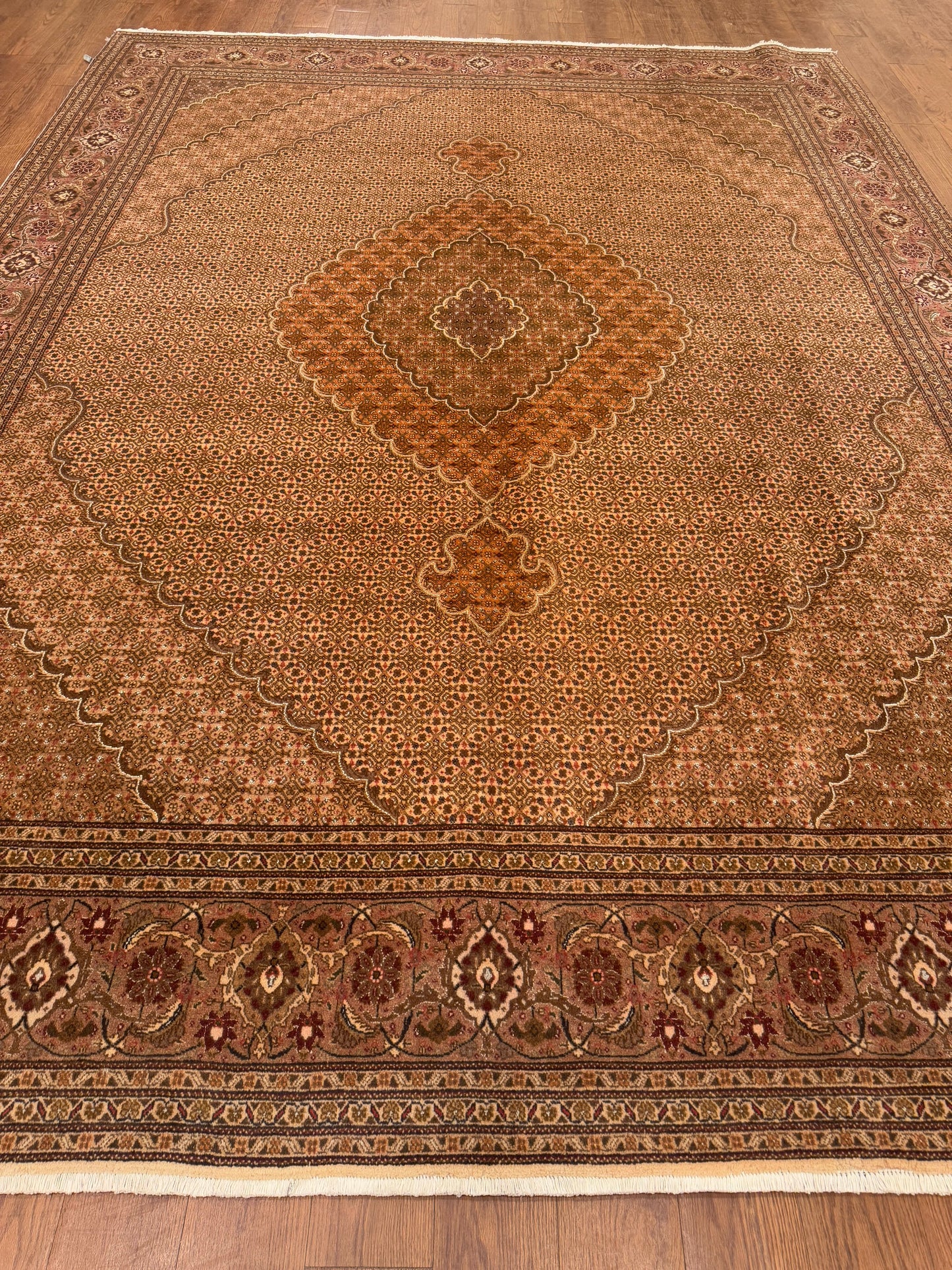 Tabriz NJ7109 - 9.8 x 13.1