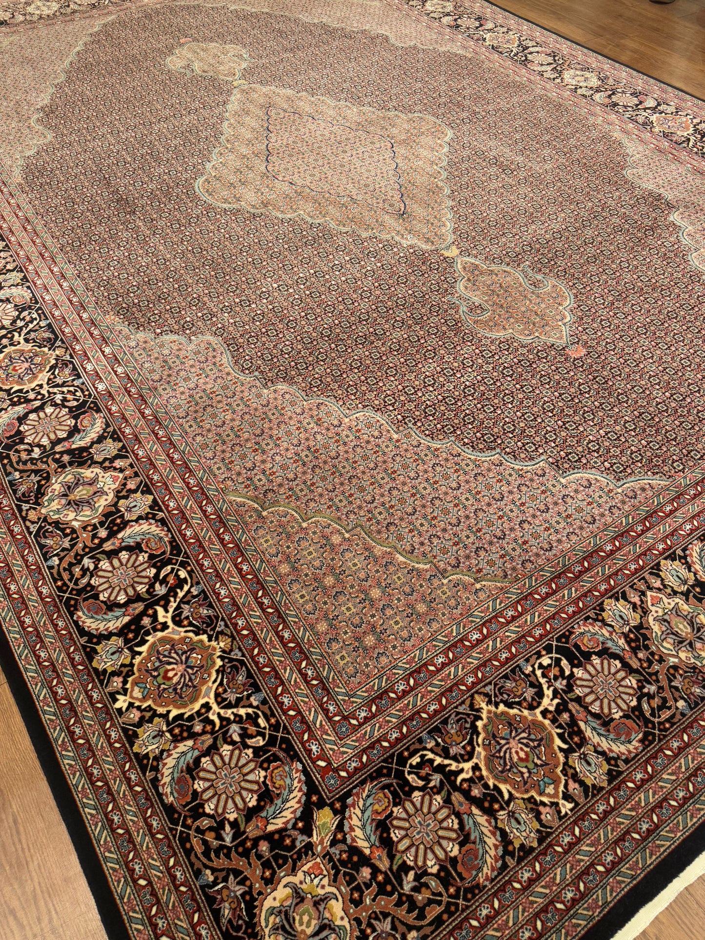 Tabriz NJ7122 - 9.10 x 14.6