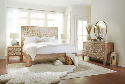 66" Carved Natural White Queen Size Bed